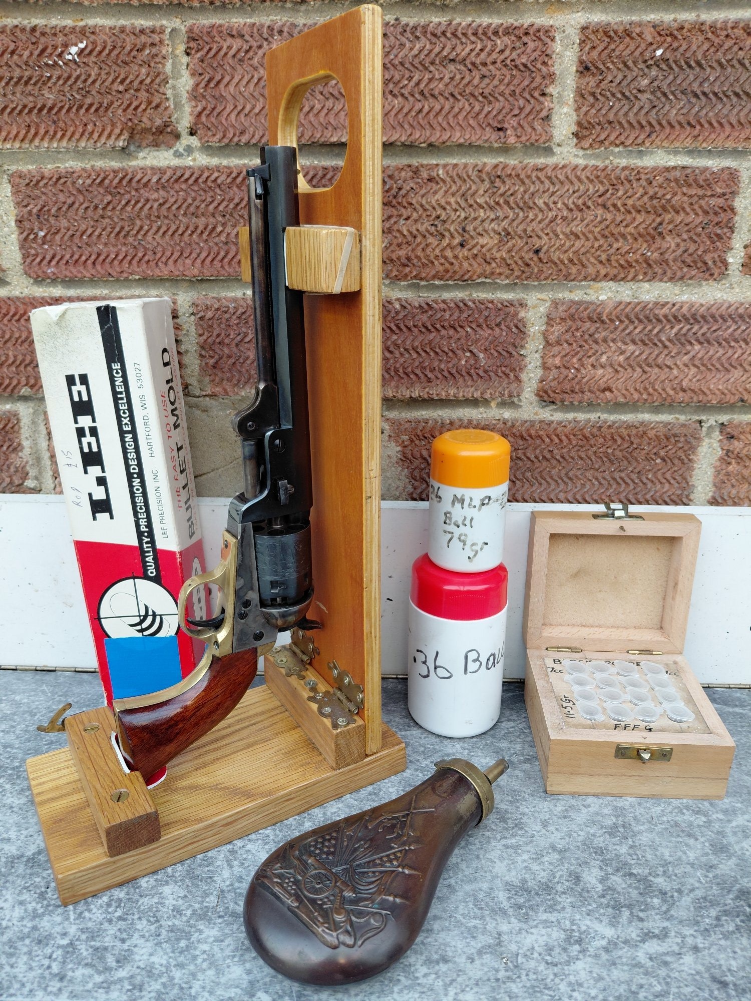 Hege Uberti 1851 Navy Colt Patent .36 Cal Muzzleloader Muzzleloader