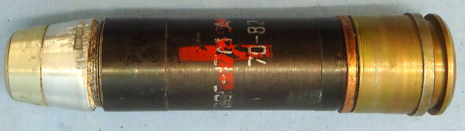 INERT DEACTIVATED. Yugoslavian, 30mm (30 x 30B) M93 High Explosive, Spin Stabilised Grenade For The BGA 30 Grenade Launcher. - O 2086 INERT DEACTIVATED. Yugoslavian, 30mm (30 x 30B) M93 High Explosive, Spin Stabilised Grenade For The BGA 30 Grenade Launcher. - O 2086  Other Ammunition - {CATEGORY} in 