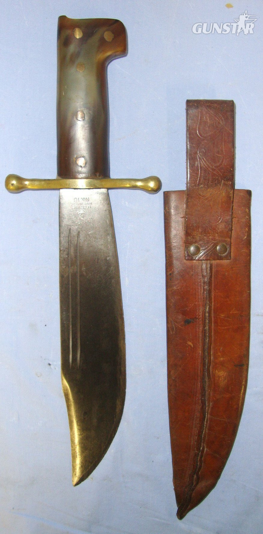  MATCHING**WW2 U.S.M.C. Collins & Co Legitimus No.18 V-44 Combat / Survival Bowie Knife With 2 Tone (Green & Tortoise Shell Hue) Polished Horn Scales & Collins & Co Legitimus No.18 Scabbard. Sn 23098 Knive