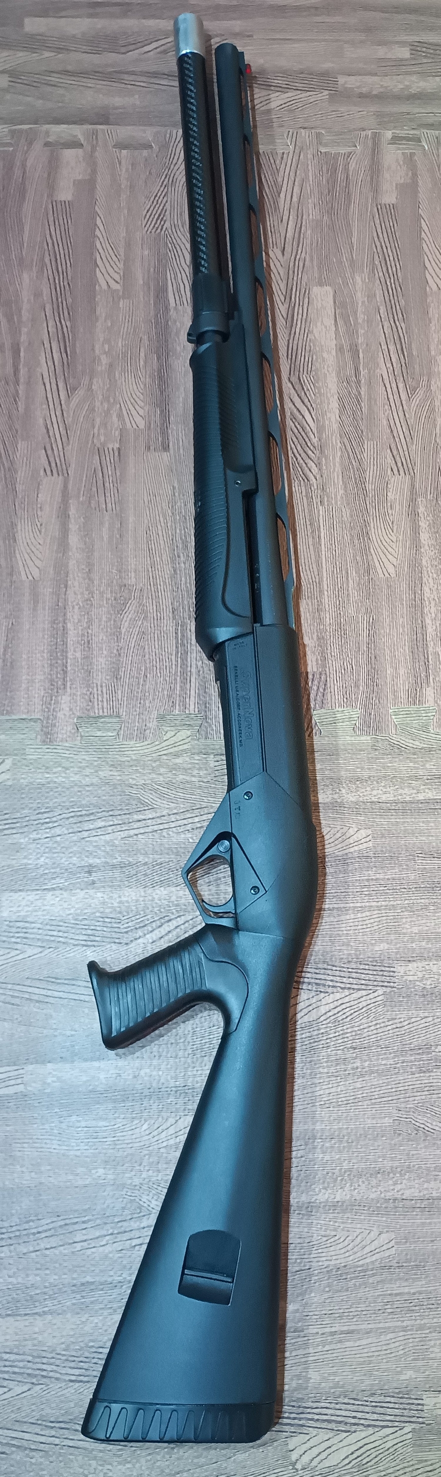 Benelli Supernova Pump Action 12 Bore/gauge