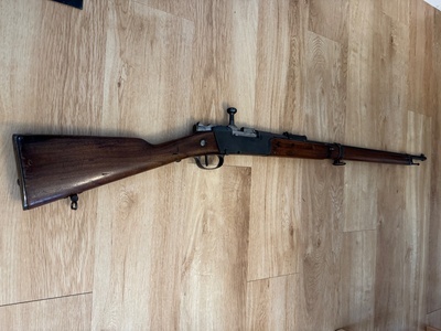 Antique & Militaria