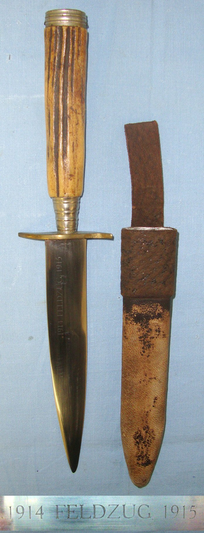 WW1 1914-1915 Imperial German Soldier’s Feldzug (Campaign / War) Private Purchase Fighting / Trench Knife With Stag Antler Hilt German Silver Fittings Etched Blade & Scabbard With Integral Belt Loop. Sn 22434:16 Knive
