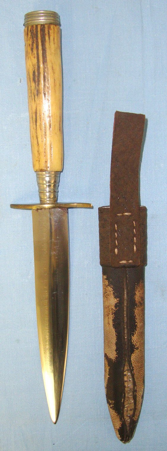  WW1 1914-1915 Imperial German Soldier’s Feldzug (Campaign / War) Private Purchase Fighting / Trench Knife With Stag Antler Hilt German Silver Fittings Etched Blade & Scabbard With Integral Belt Loop. Sn 22434:16 Knive