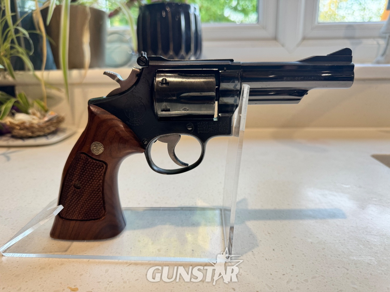 Smith & Wesson M19 .357 magnum revolver  .357 Revolver in 