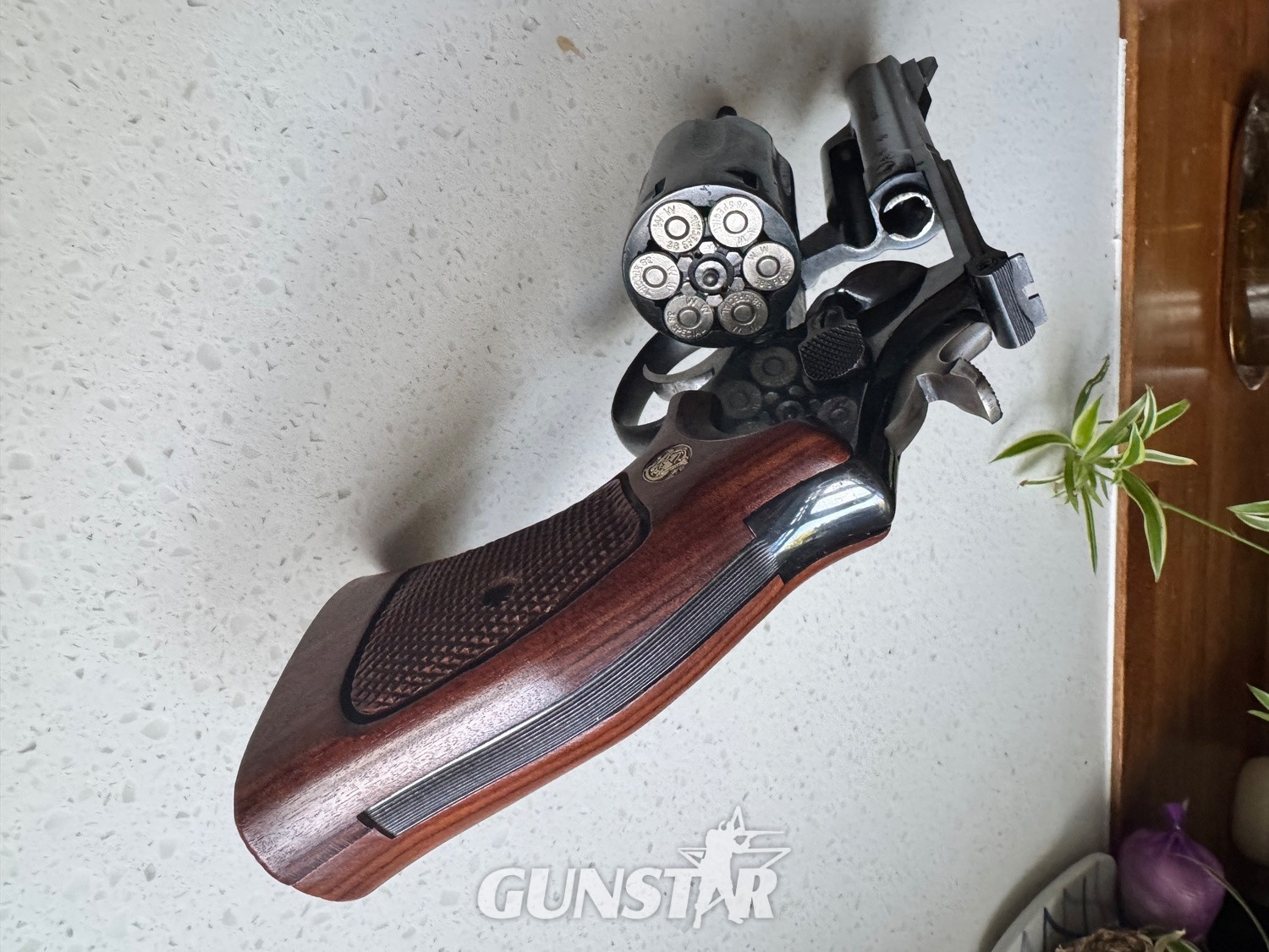 Smith & Wesson M19 .357 magnum revolver  .357 Revolver