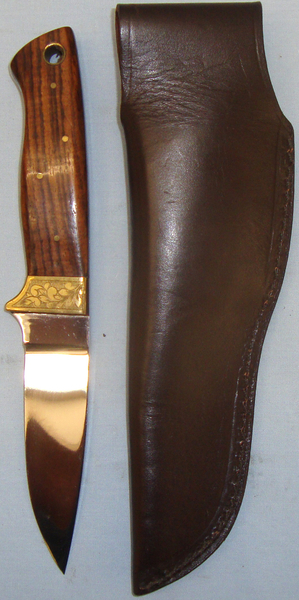  *A Sheffield Steel Hunting/Skinning Knife. ED 2518. Hunting Knive