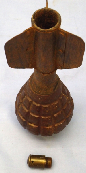 INERT DEACTIVATED. Rare, German WW1 Early, First Pattern (Pigeon) Granatenwerfer 16 High Explosive (HE) Fragmentation Trench Mortar. - O 1735 INERT DEACTIVATED. Rare, German WW1 Early, First Pattern (Pigeon) Granatenwerfer 16 High Explosive (HE) Fragmentation Trench Mortar. - O 1735  Other Ammunition