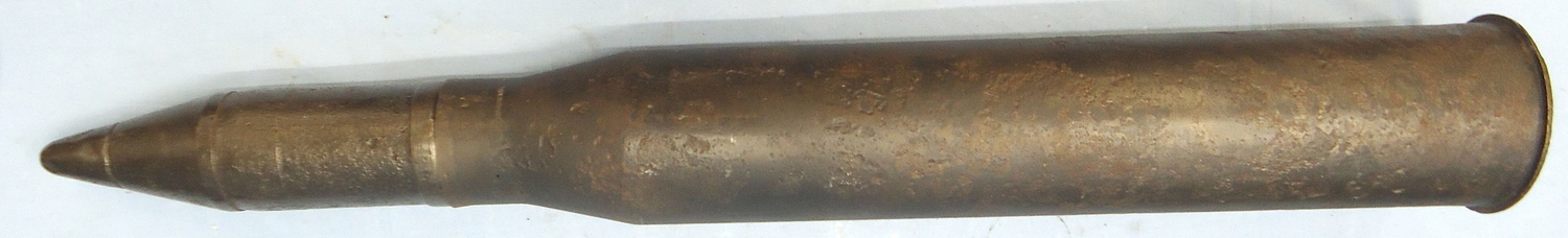 DEACTIVATED INERT. RARE, Unfired German, WW2, Panther V, 1944 Dated, 7.5cm (75 x 640R) Pzgr 39 APCBC/HE (Armour Piercing Capped, Ballistic Cap / High Explosive Round For The Panther (Panzer V) and the Jagdpanzer IV, Sd.Kfz. 162 tank destroyer. O 2087 DEACTIVATED INERT. RARE, Unfired German, WW2, Panther V, 1944 Dated, 7.5cm (75 x 640R) Pzgr 39 APCBC/HE (Armour Piercing Capped, Ballistic Cap / High Explosive Round For The Panther (Panzer V) and the Jagdpanzer IV, Sd.Kfz. 162 tank destroyer. O 2087  Other Ammunition - {CATEGORY}