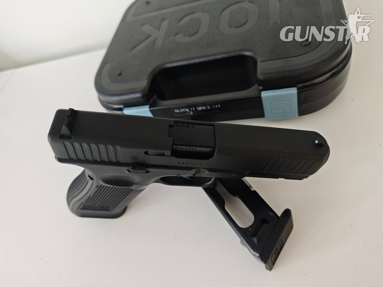 Umarex Glock 17 Gen 5 .177 - {CATEGORY} in 