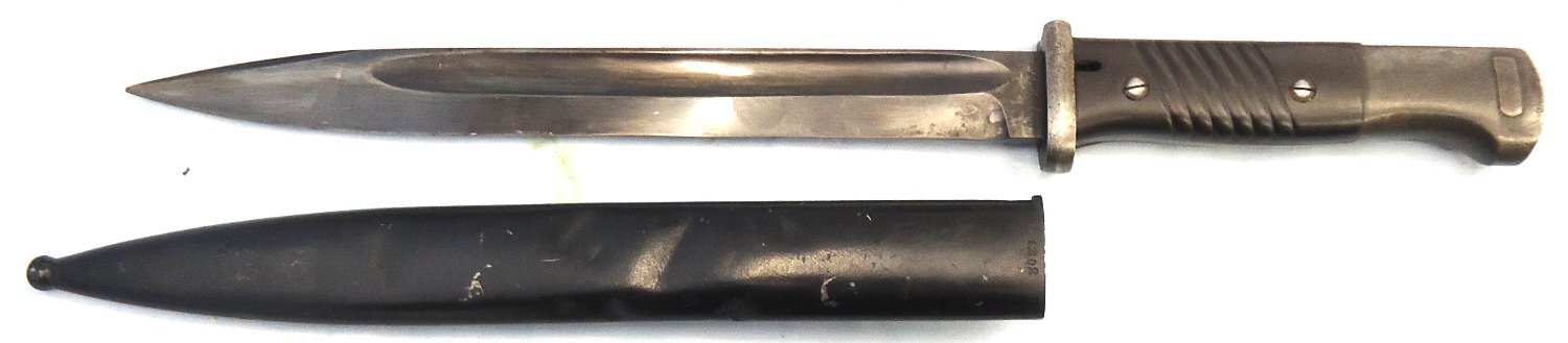 German, WWII, M84/98 3rd Model Bayonet by WKC with Brown Plastic Grips & Scabbard. BAYO 373 Bayonet - {CATEGORY} in 