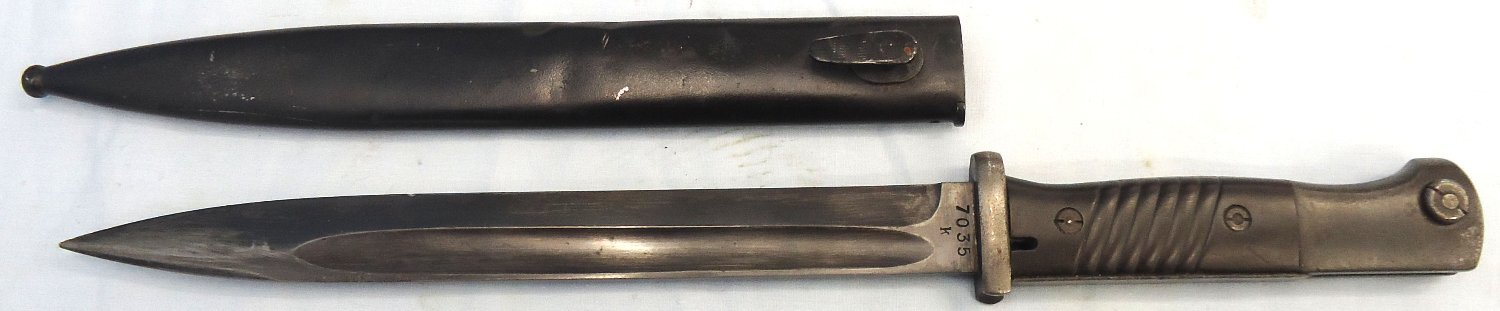 German, WWII, M84/98 3rd Model Bayonet by WKC with Brown Plastic Grips & Scabbard. BAYO 373 Bayonet - {CATEGORY}