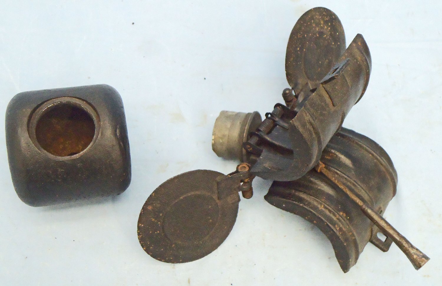 DEACTIVATED INERT. German, WW2, 1943 Dated, SD-2 Butterfly Bomb With a Number 41 Fuze. Sn 22441:1 DEACTIVATED INERT. German, WW2, 1943 Dated, SD-2 Butterfly Bomb With a Number 41 Fuze. Sn 22441:1  Other Ammunition - {CATEGORY}