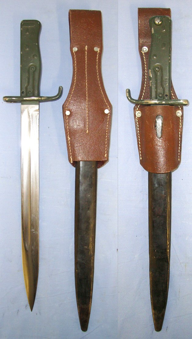  Original WW1 Imperial German Model 1888/98 (M88/98) Ersatz Bayonet, Scabbard & Later Leather Frog. Sn 23484:47 Bayonet
