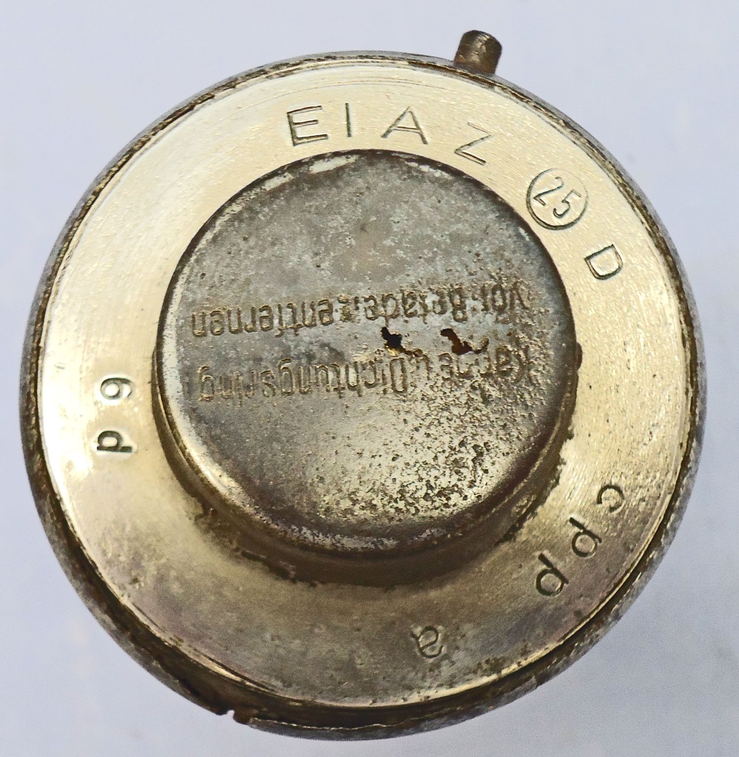 {CATEGORY} - INERT DEACTIVATED, Late WW2, German No25D Bomb Fuze And Bakelite Transit Container. - O 2142 INERT DEACTIVATED, Late WW2, German No25D Bomb Fuze And Bakelite Transit Container. - O 2142  Other Ammunition in 