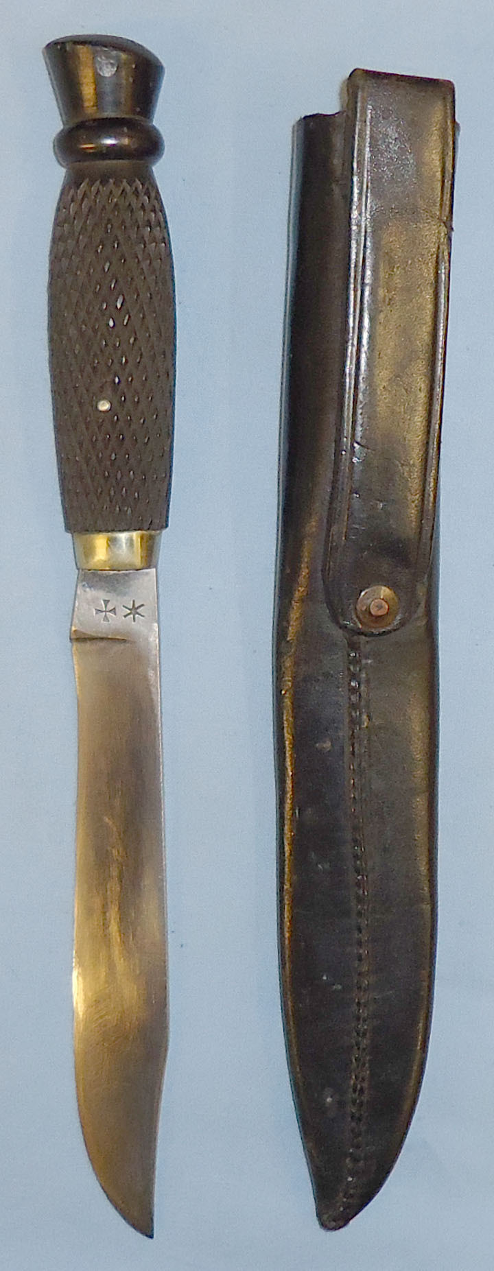  J. Rodgers & Sons, 6 Norfolk Street, Sheffield, England Knive