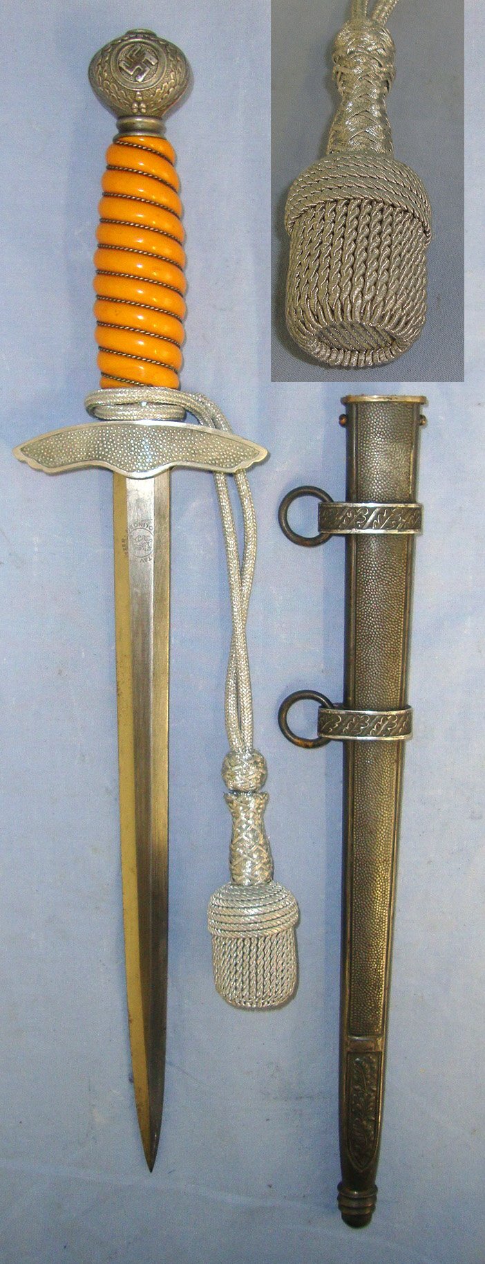  WW2 Era Nazi German Luftwaffe Officer’s 2nd Pattern Dagger By ‘Gustav Spitzer Solingen’ With Bullion Cord & Portepee & Scabbard. Sn 23484:12a Dagger