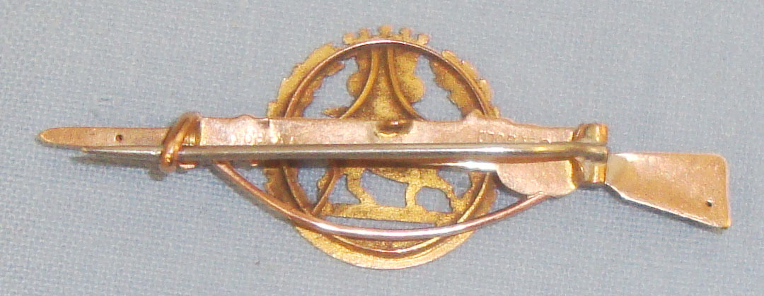 Marked 9ct Gold* York & Lancaster Regimental Pin Badge. BA 435. Marked 9ct Gold* York & Lancaster Regimental Pin Badge. BA 435. Antique & Militaria