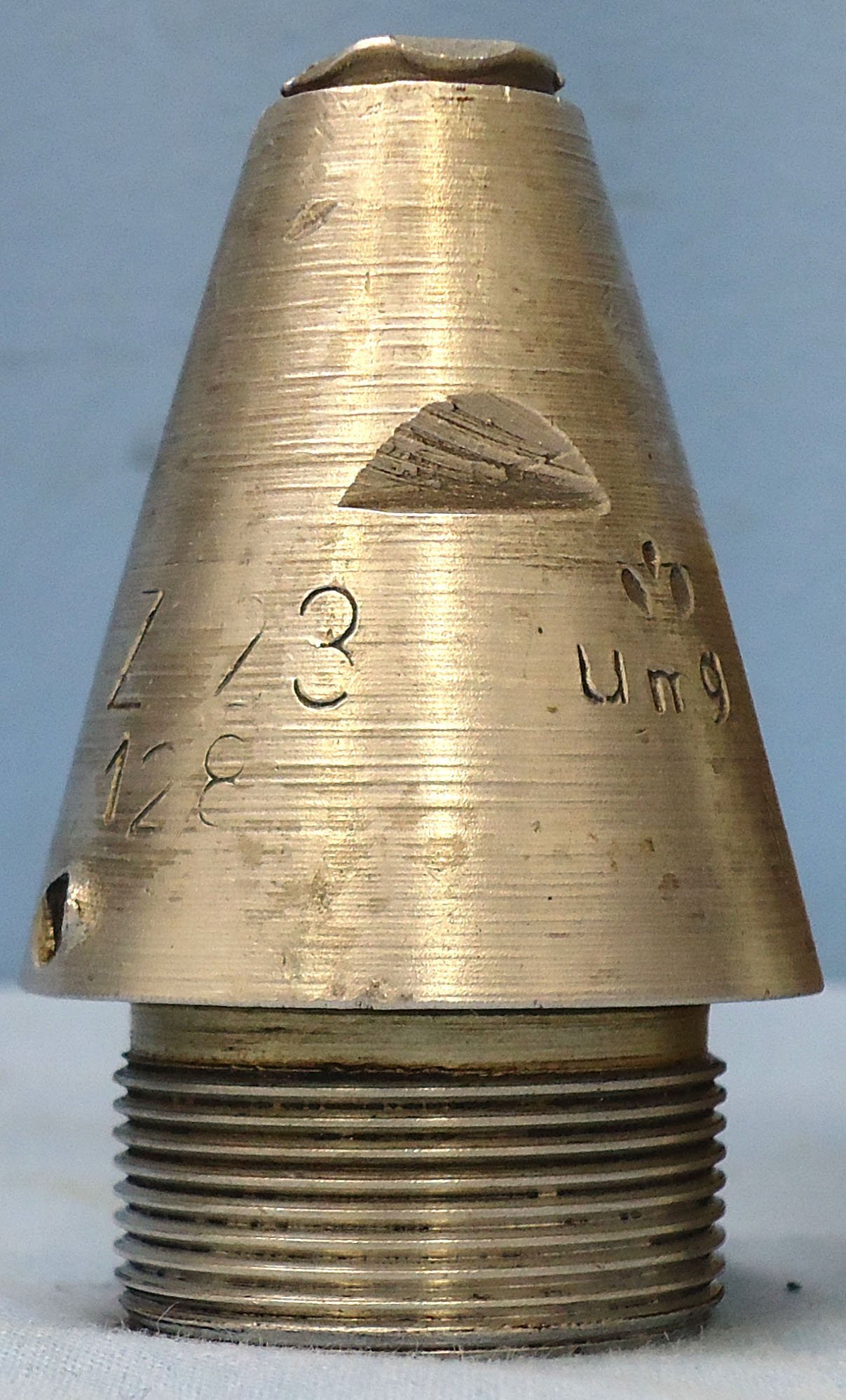 {CATEGORY} - INERT DEACTIVATED. WW2, German, 1944 Dated Unfired, 7.5 cm Pak 40 (75 x 714R) HE (High Explosive) Round For The 7.5cm Panzerabwehrkanone 40 (Pak40) Anti-Tank Gun. Sn - 18955 INERT DEACTIVATED. WW2, German, 1944 Dated Unfired, 7.5 cm Pak 40 (75 x 714R) HE (High Explosive) Round For The 7.5cm Panzerabwehrkanone 40 (Pak40) Anti-Tank Gun. Sn - 18955  Other Ammunition