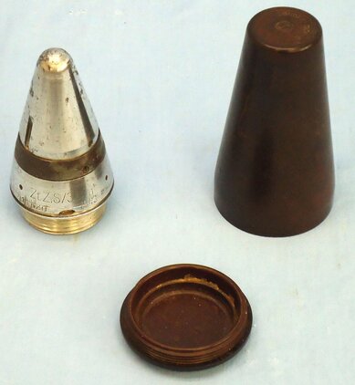 INERT. Scarce, Unfired, WW2, 1943 Dated German ZtZ.S/30 Clockwork Time Fuze In Its Original Bakelite Transit Container. - Sn 21630 INERT. Scarce, Unfired, WW2, 1943 Dated German ZtZ.S/30 Clockwork Time Fuze In Its Original Bakelite Transit Container. Sn 21630  Other Ammunition