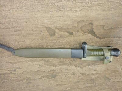 Spanish model 'L'  Bayonet