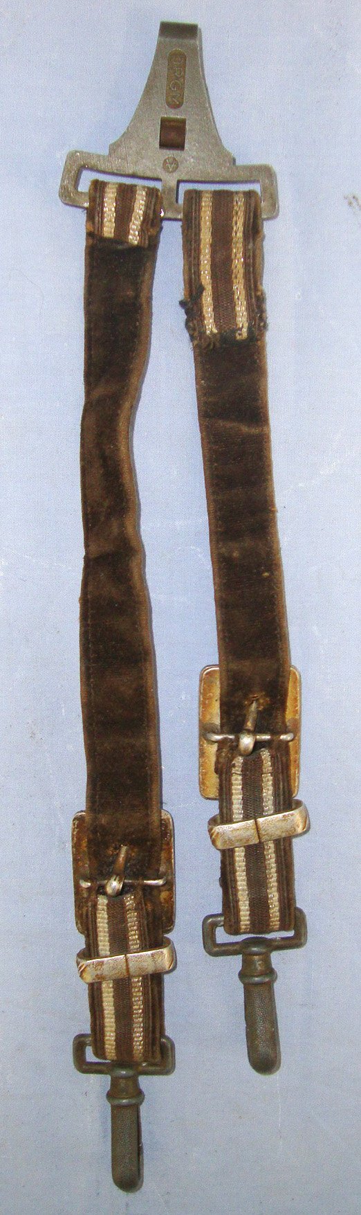  WW2 Era Nazi German Third Reich Dagger Hanger Straps Most Likely For Diplomatic Service Daggers With DRGM (Quality Assurance) & manufacturer ‘Barred A’ (F. W. Assmann & Söhne of Lüdenscheid) Marked Clip. Sn 23484:13b  Dagger