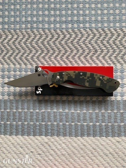 Spyderco Knive in 