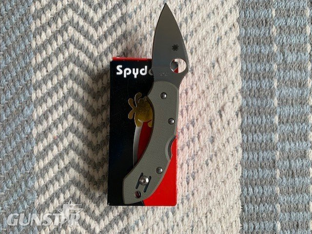 Spyderco Knive 