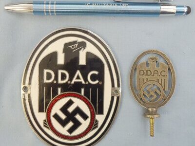 Original* WWII German DDAC Automobile Club Enamel Badge and Bonnet Mascot. 21978:2. Original* WWII German DDAC Automobile Club Enamel Badge and Bonnet Mascot. 21978:2.  Other Accessory