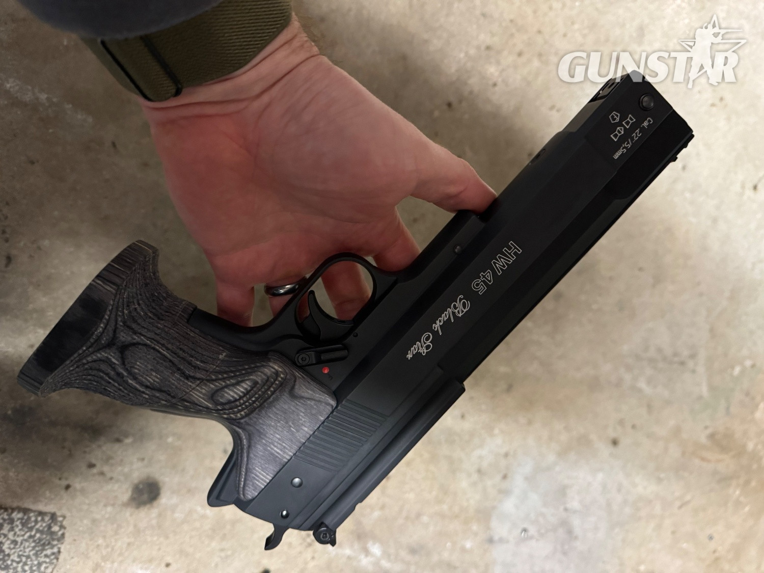 Weihrauch HW45 Black Star .22 in 