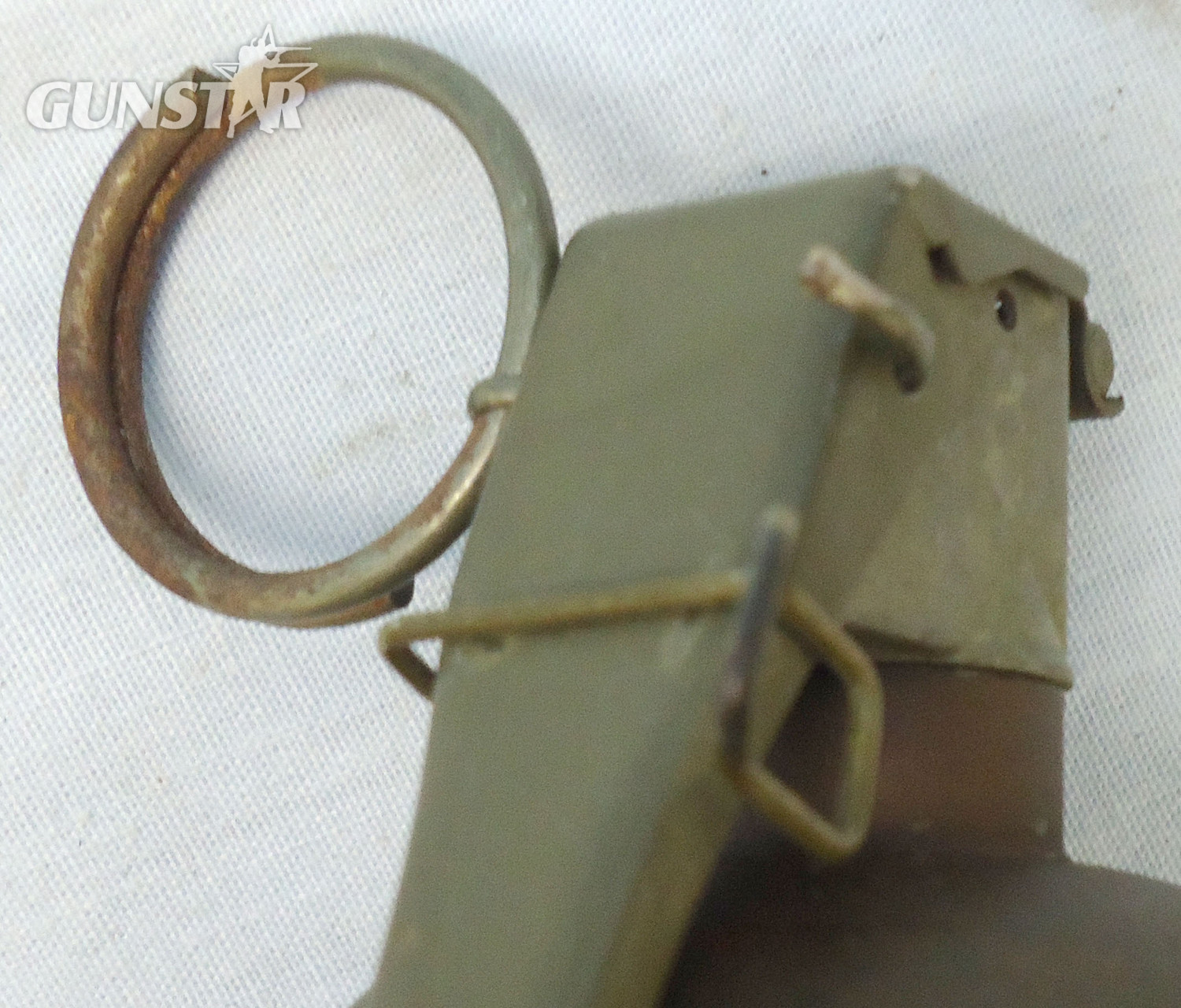 {CATEGORY} - INERT DEACTIVATED. Vietnam War Period American M67 Fragmentation Hand Grenade And Transit Container. - O 2076 INERT DEACTIVATED. Vietnam War Period American M67 Fragmentation Hand Grenade And Transit Container. - O 2076  Other Ammunition