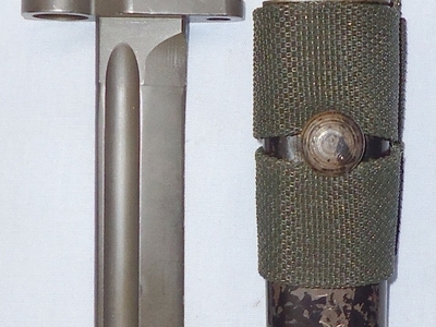 Australian L1A2 Knife Bayonet for the FAL Rifle with No5 Scabbard and Green Webbing Frog. BAYO 454. Bayonet