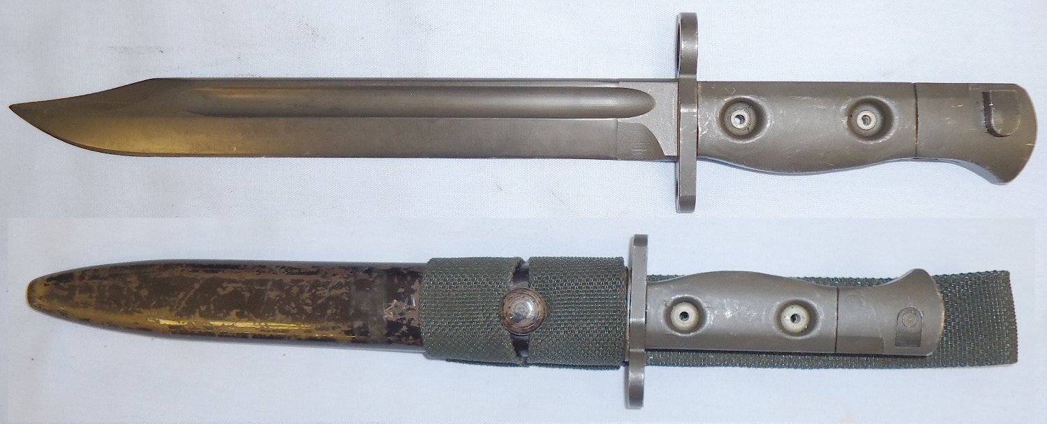 Australian L1A2 Knife Bayonet for the FAL Rifle with No5 Scabbard and Green Webbing Frog. BAYO 454. Bayonet