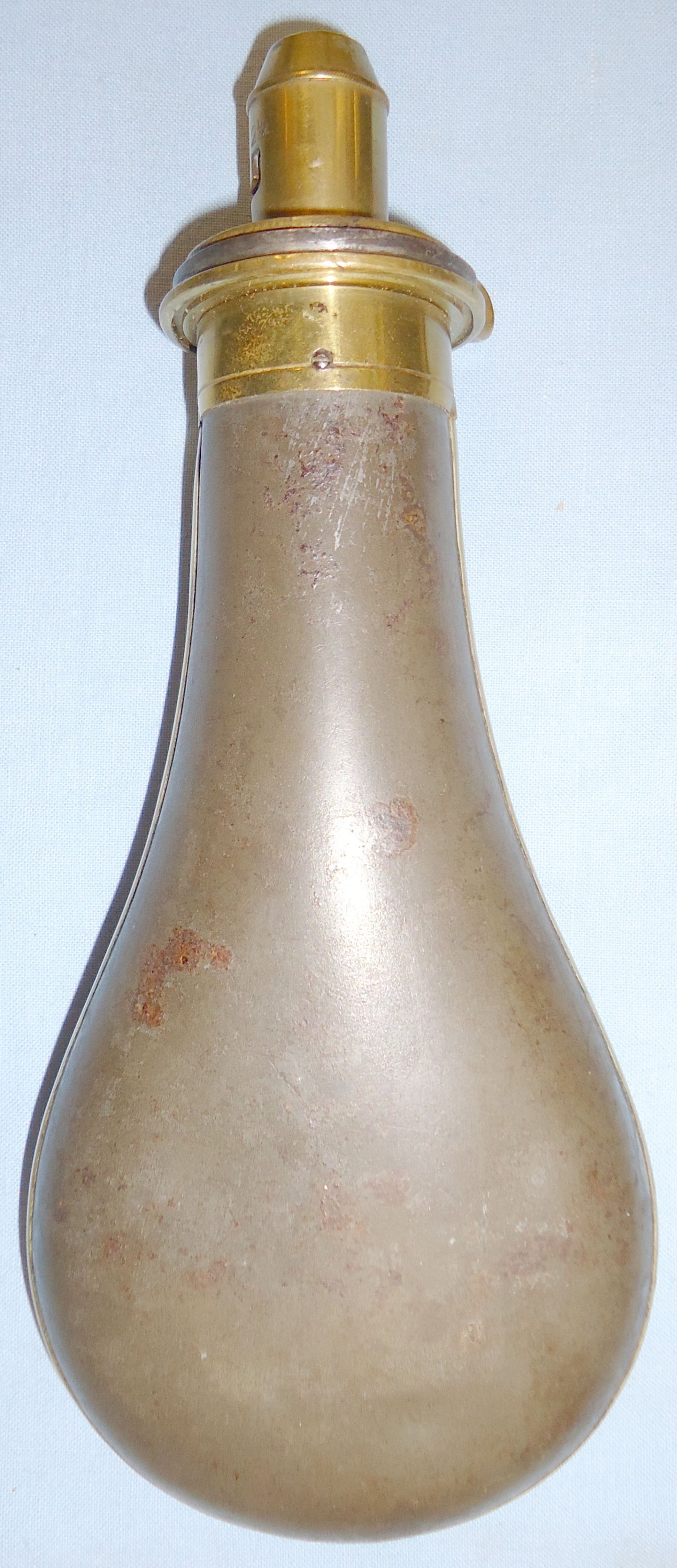  G & J.W HAWKSLEY Large Pear Shaped Plain Powder Flask. 22029. G & J.W HAWKSLEY Large Pear Shaped Plain Powder Flask. 22029.  Other Accessory