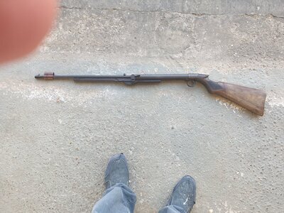 Believed to be pre war BSA improved model D. S9774  .22