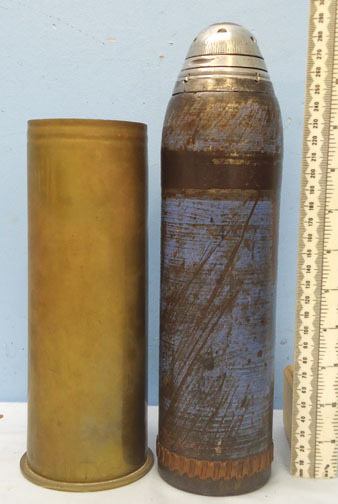  INERT DEACTIVATED. WW1, 1915 Dated German Shrapnal Round For The 7.7 cm Feldkano INERT DEACTIVATED. WW1, 1915 Dated German Shrapnal Round For The 7.7 cm Feldkano Antique & Militaria