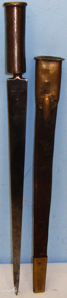 Scarce*British Carbine Socket Bayonet and Scabbard ‘India Pattern Sergeants’. BAYO 777. Bayonet in 