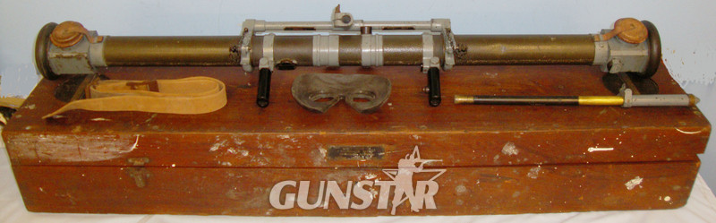 Barr & Stroud Ltd – Rangefinder – Model AP-10080 in its Original Hardwood Case. 20323. Barr & Stroud Ltd – Rangefinder – Model AP-10080 in its Original Hardwood Case. 20323. Other Accessory in 