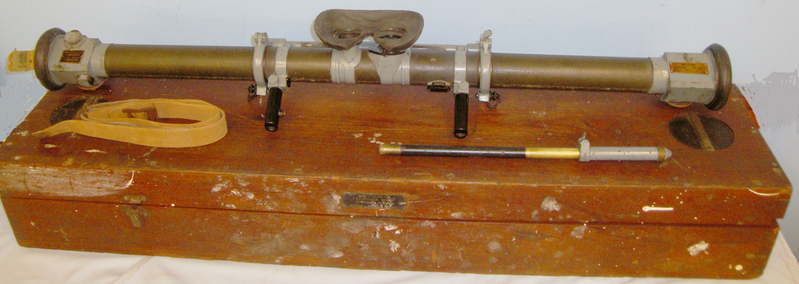  Barr & Stroud Ltd – Rangefinder – Model AP-10080 in its Original Hardwood Case. 20323. Barr & Stroud Ltd – Rangefinder – Model AP-10080 in its Original Hardwood Case. 20323. Other Accessory
