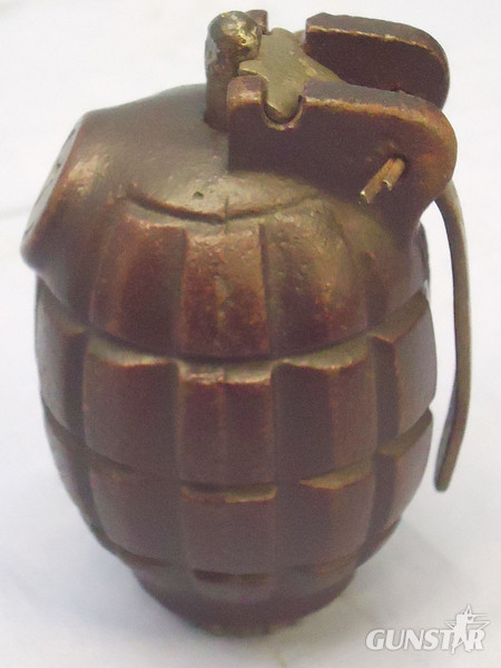 {CATEGORY} - INERT DEACTIVATED. WW2, 1940 Dated, Mills No 36M MK1, Hand Grenade. - O 1933 INERT DEACTIVATED. WW2, 1940 Dated, Mills No 36M MK1, Hand Grenade. - O 1933  Other Ammunition in 