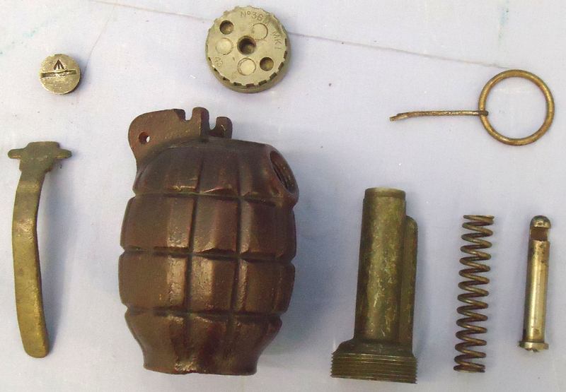 INERT DEACTIVATED. WW2, 1940 Dated, Mills No 36M MK1, Hand Grenade. - O 1933 INERT DEACTIVATED. WW2, 1940 Dated, Mills No 36M MK1, Hand Grenade. - O 1933  Other Ammunition