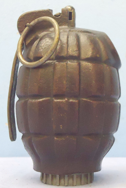 {CATEGORY} - INERT DEACTIVATED. WW2, 1940 Dated, Mills No 36M MK1, Hand Grenade. - O 1933 INERT DEACTIVATED. WW2, 1940 Dated, Mills No 36M MK1, Hand Grenade. - O 1933  Other Ammunition