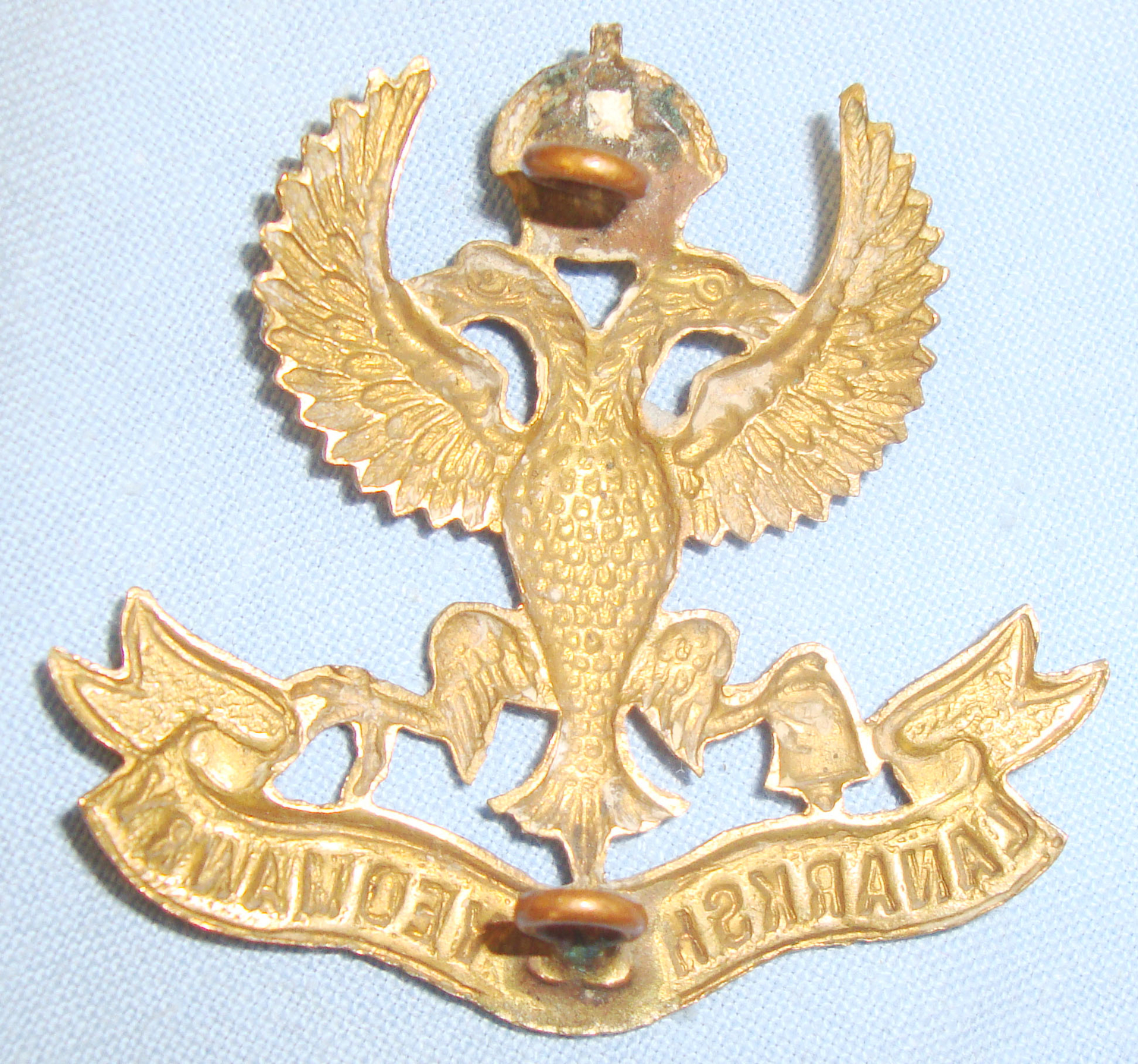  Cap Badge of the Lanarkshire Yeomanry. BA 439. Cap Badge of the Lanarkshire Yeomanry. BA 439. Antique & Militaria
