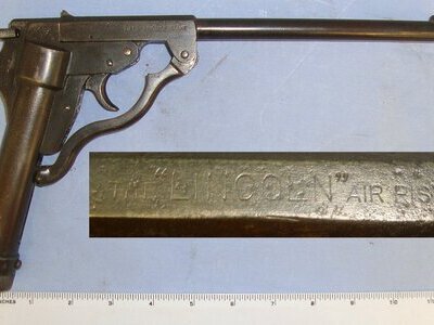 VERY RARE**ONE OF ONLY 1500**MATCHING NUMBERS**British 1921-1930 Lincoln Jeffries 'The Lincoln' .177 Calibre Concentric Break Action ‘Grease Gun’ Air Pistol. AI 915  air pistol .177