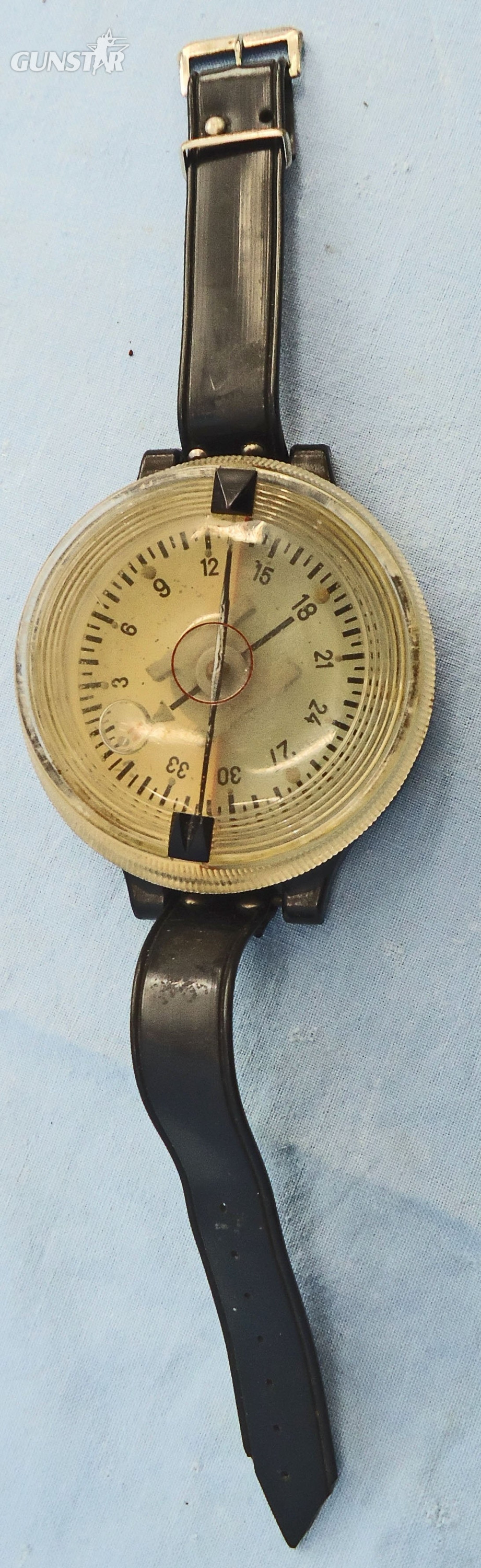 Antique & Militaria in 