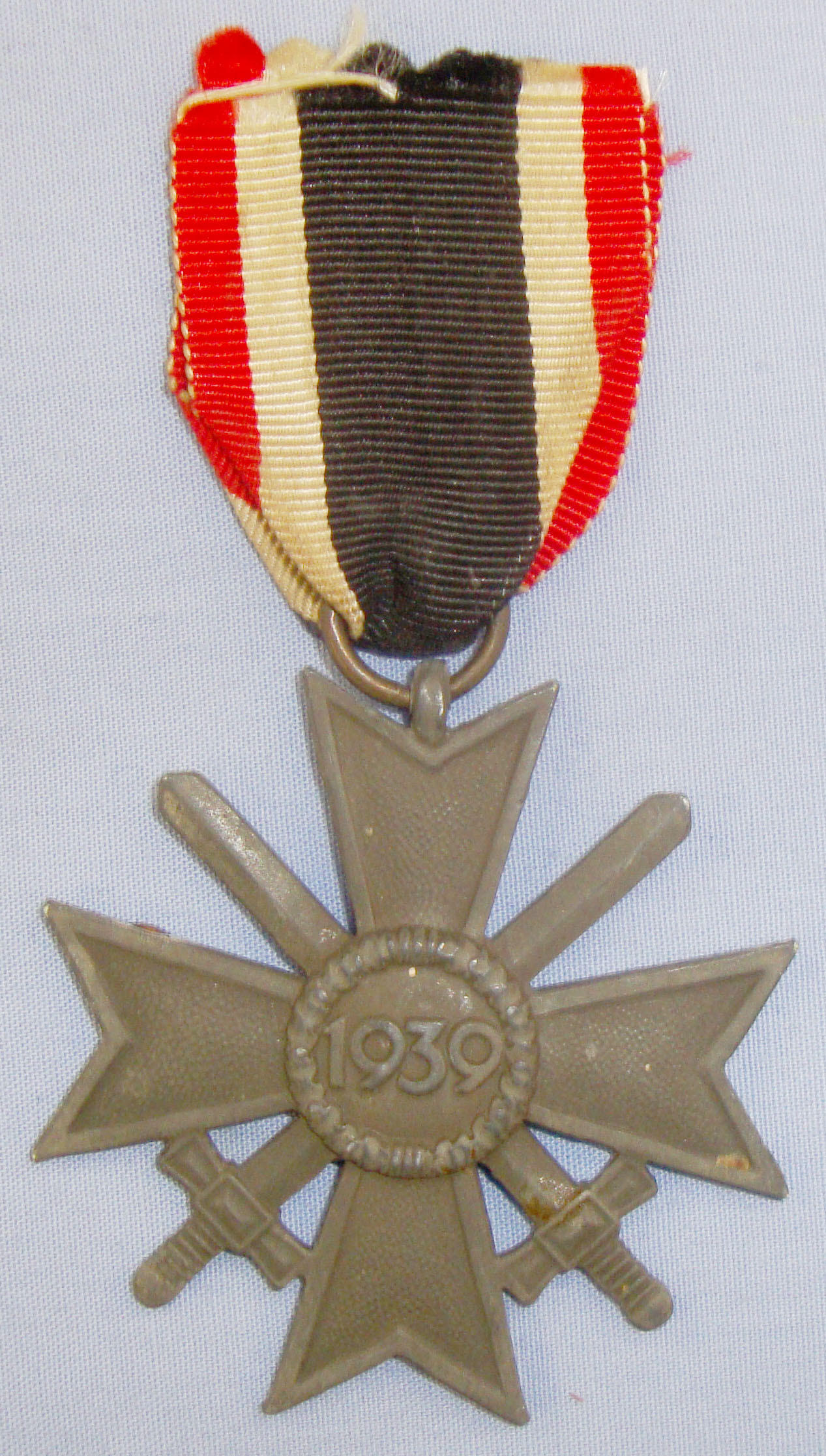  1939 Nazi 2nd Class War Merit Cross and Ribbon. N 122. 1939 Nazi 2nd Class War Merit Cross and Ribbon. N 122. Antique & Militaria