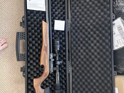 Air Arms S510xs Ultimate Sporter with a Hikmicro Digital Night Vision A50T Scope .22
