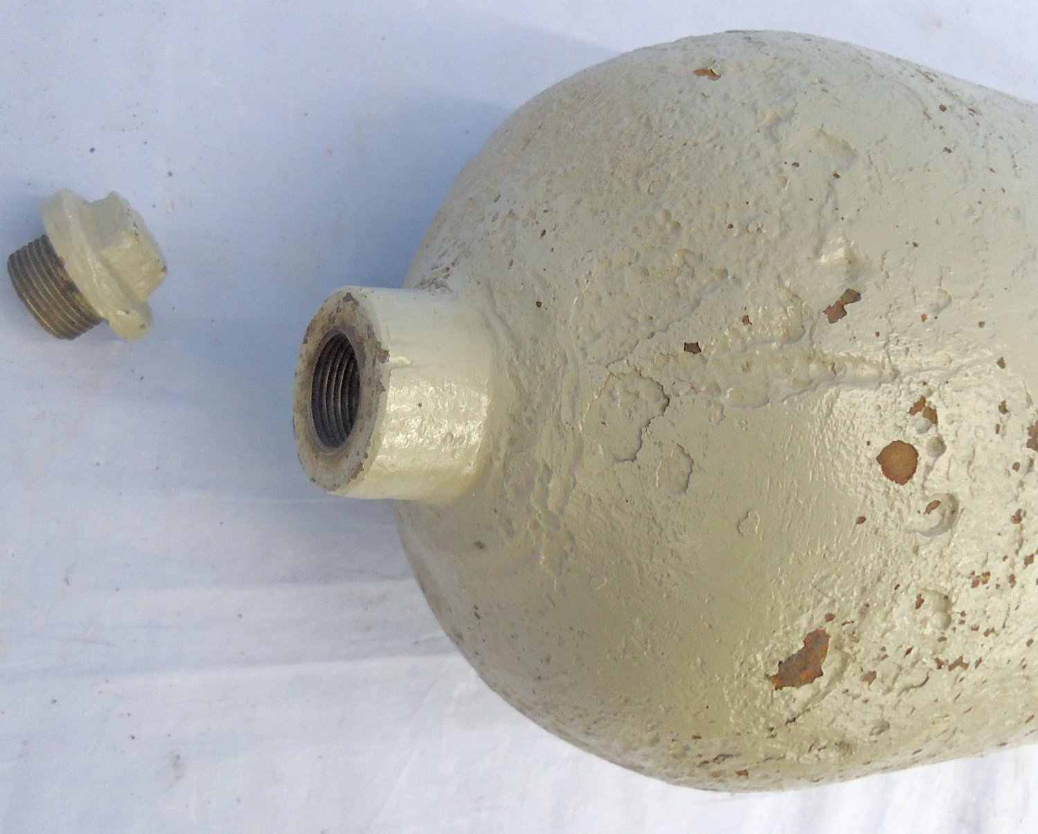 {CATEGORY} - INERT DEACTIVATED. Original, RARE, Unfired, British, WW1, Livens 8 Inch Projector (Mortor) Gas Shell. - O 2257 INERT DEACTIVATED. Original, RARE, Unfired, British, WW1, Livens 8 Inch Projector (Mortor) Gas Shell. - O 2257  Other Ammunition in 