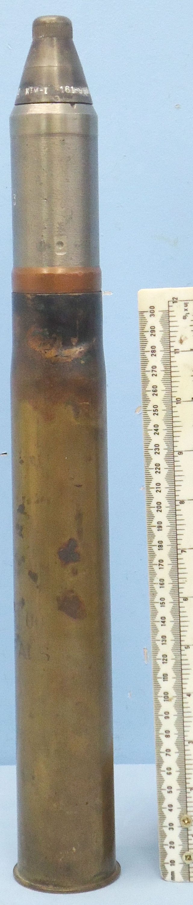 INERT DEACTIVATED. Russian, WW2, 1941 Dated, 45mm (45x310R), Anti Tank Gun Fragmentation High Explosive (H.E) Round. - O 2226 INERT DEACTIVATED. Russian, WW2, 1941 Dated, 45mm (45x310R), Anti Tank Gun Fragmentation High Explosive (H.E) Round. - O 2226  Other Ammunition - {CATEGORY} in 
