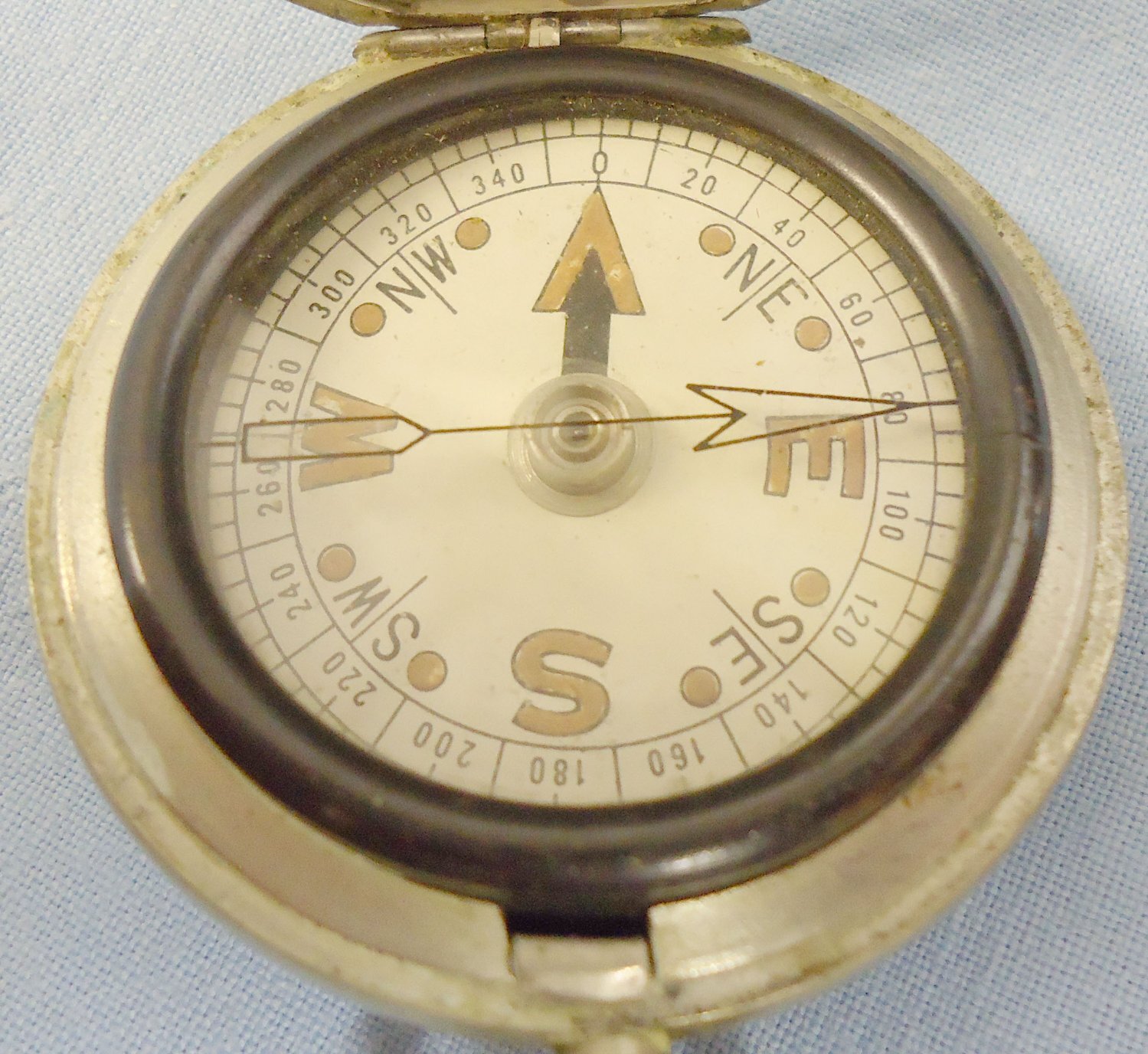 WWI Officers Military Pocket Watch Cased Compass. 21922. WWI Officers Military Pocket Watch Cased Compass. 21922.  Antique & Militaria
