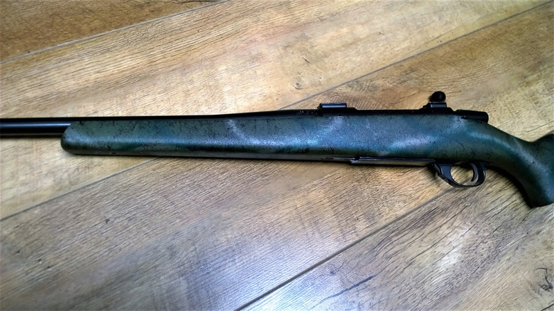 Weatherby Vanguard Bolt Action .25 Rifle - {CATEGORY}